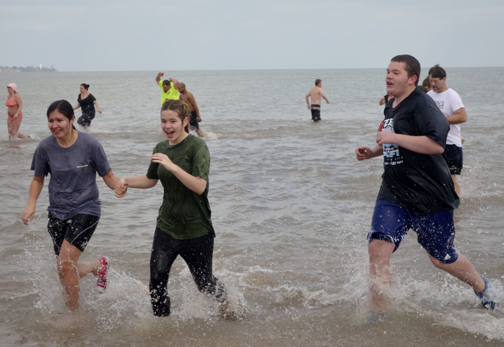 Splash and Dash, Jan. 1, 2016
